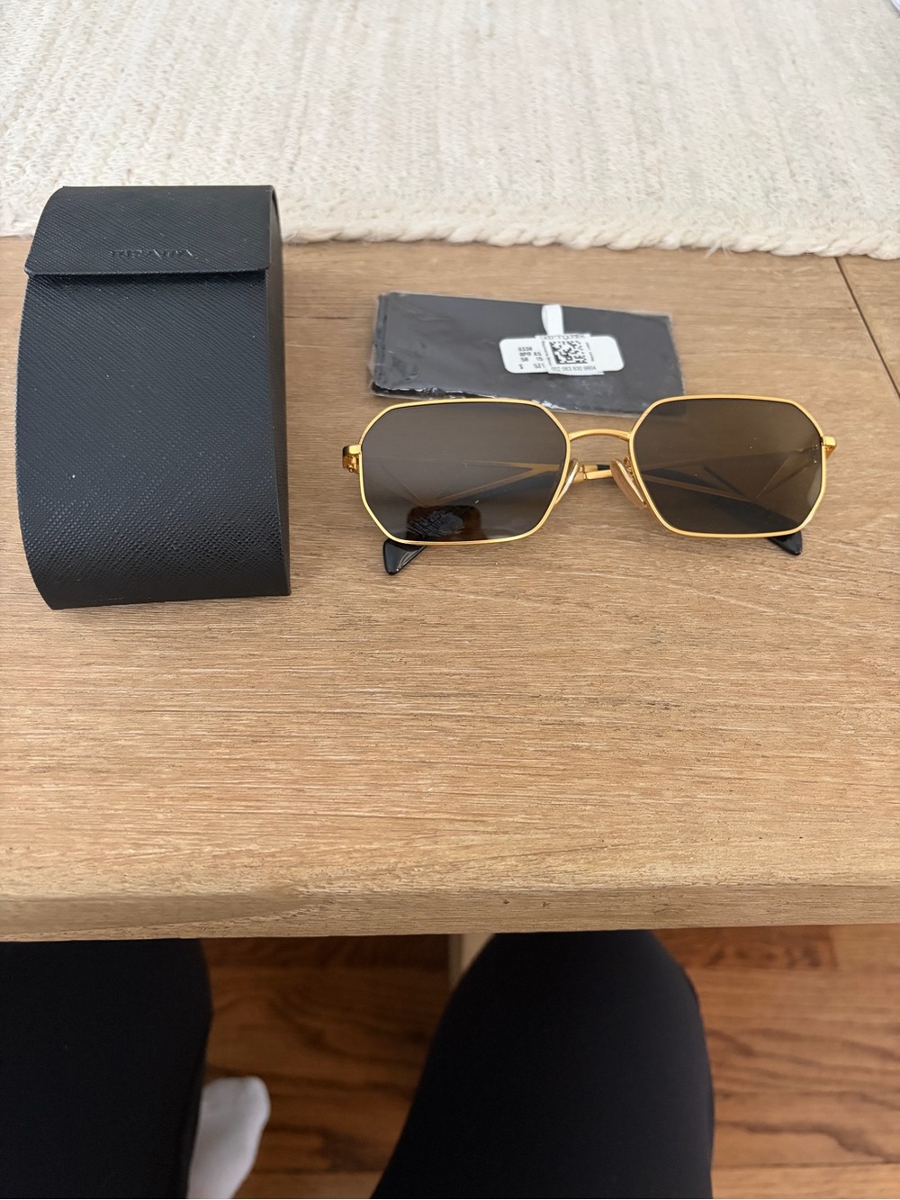 Prada Gold Frame Sunglasses with Prada Logo - worn only 2x!